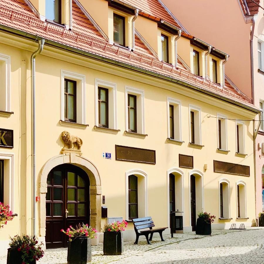 Dwupietrowy Apartament W Centrum Miasta Z Darmowym Miejscem Parkingowym Pod Zlotym Lwem VIII Kłodzko Buitenkant foto