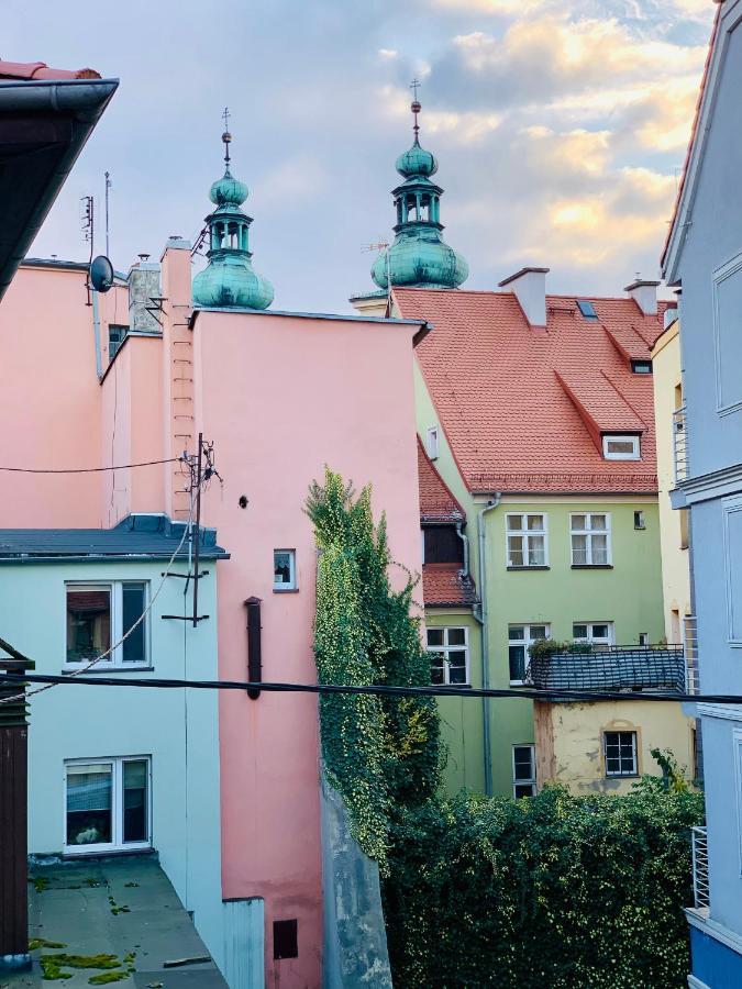 Dwupietrowy Apartament W Centrum Miasta Z Darmowym Miejscem Parkingowym Pod Zlotym Lwem VIII Kłodzko Buitenkant foto